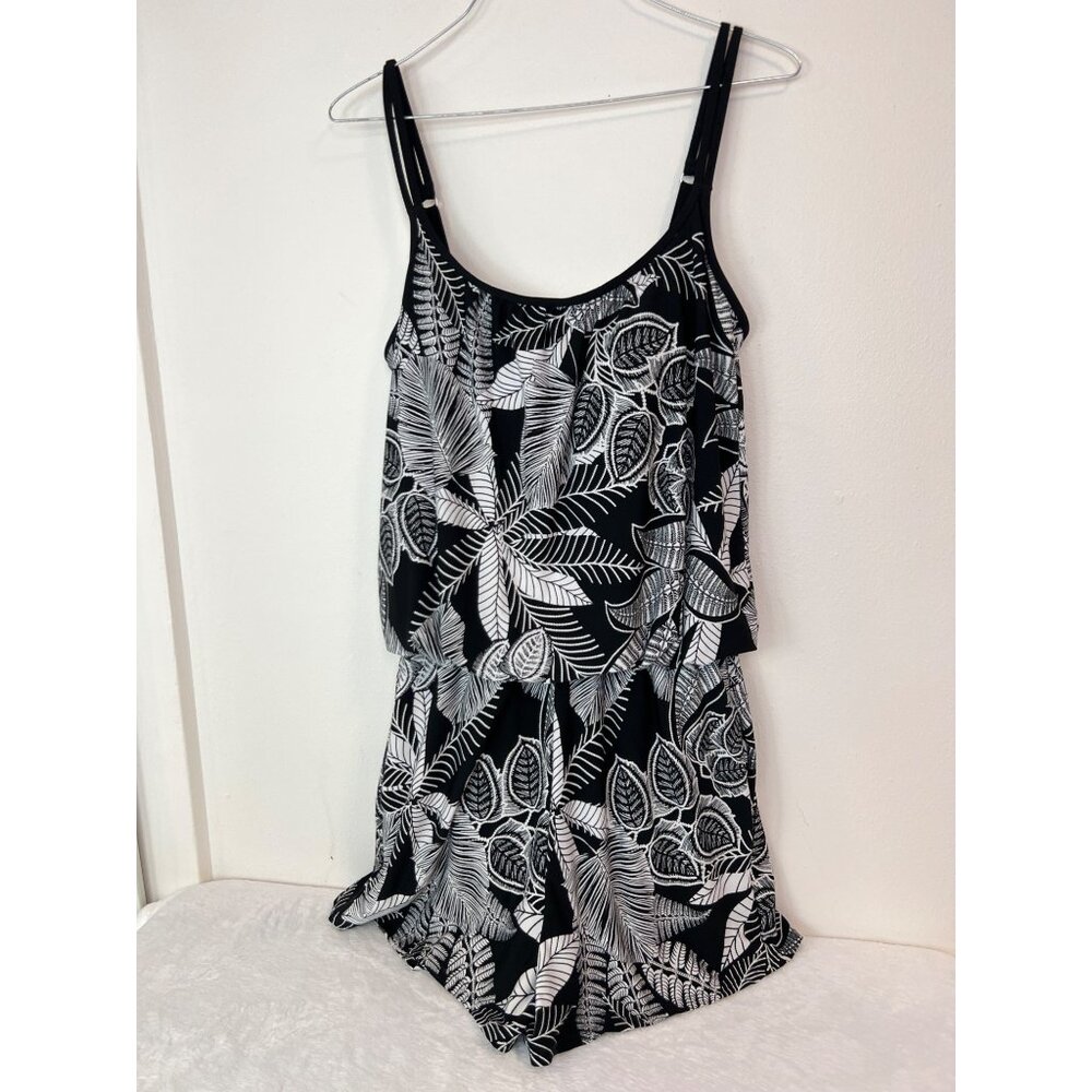 Maxine of Hollywood SZ 10 One‎ Piece Swim Romper Black White Floral